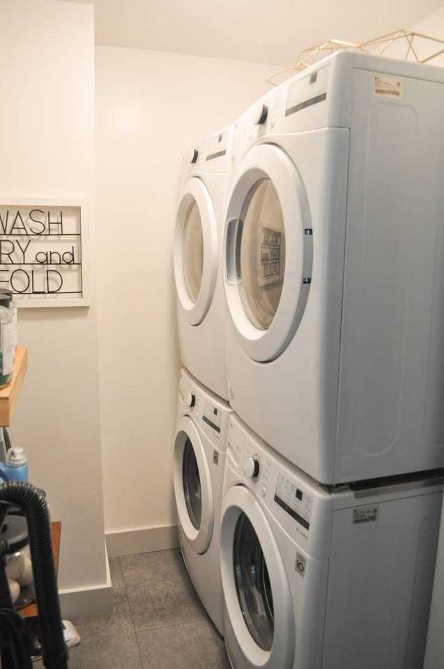 1453 N 1220 E - Photo 2 of 10