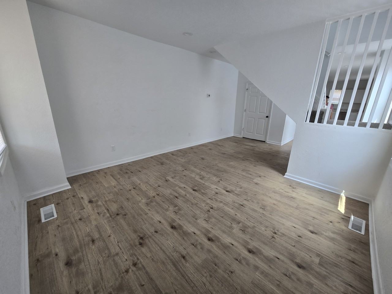 839 Mount Vernon Avenue - Photo 2 of 13