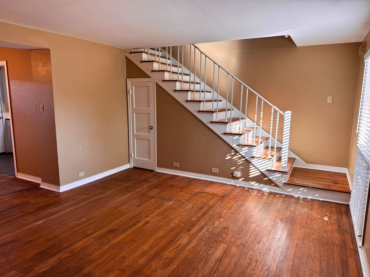 Rose St. 1801 Apt #13 - Photo 3 of 22