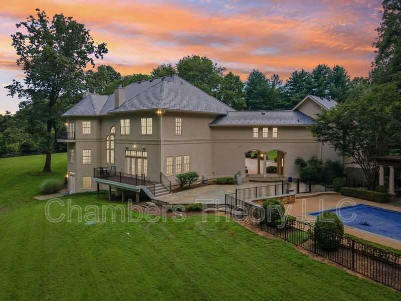 532 Springvale Rd - Photo 2 of 50