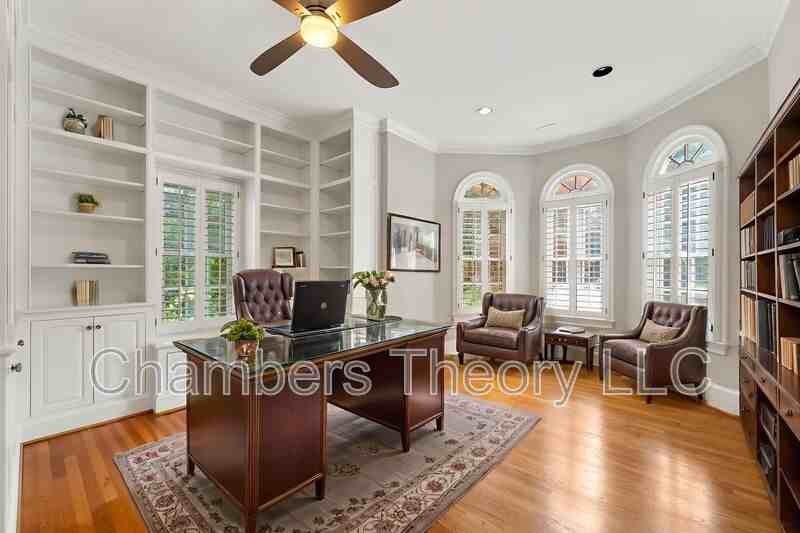 532 Springvale Rd - Photo 3 of 50