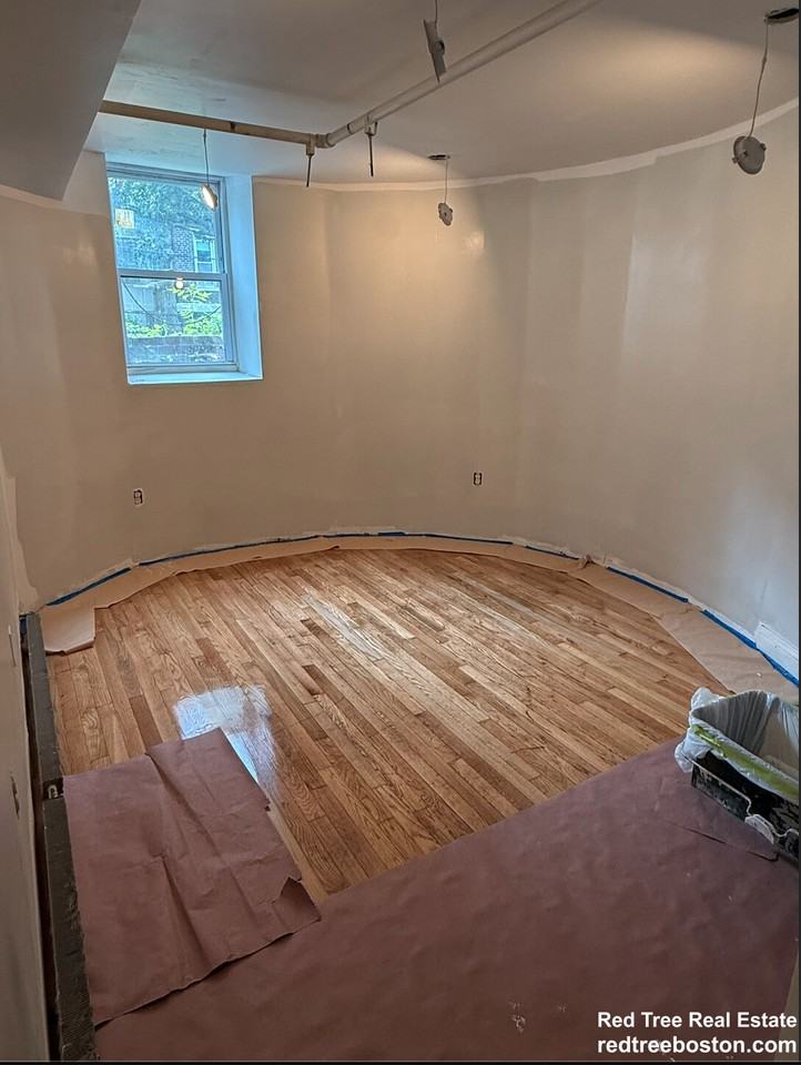 18 Quint Ave #3 - Photo 7 of 11