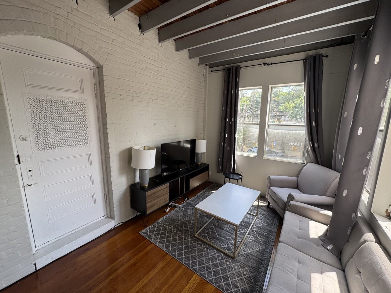 1905 Beacon St #1R - Photo 2 of 18