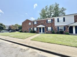 featured image of 1806 Chicago Ave