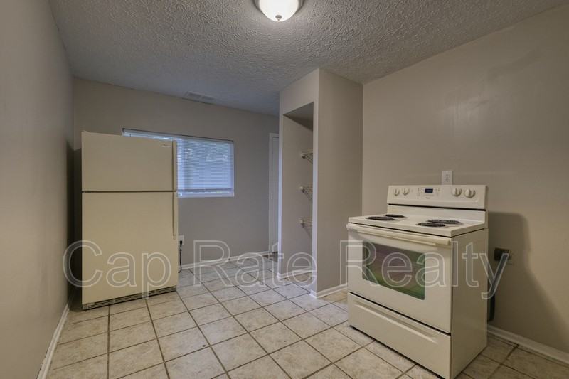 1020 E 13th Ave #D - Photo 7 of 10