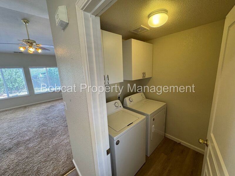 532 Rawe Peak Dr - Photo 3 of 33