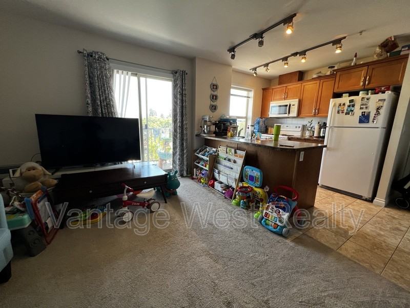 506 Sutherland Ave - Photo 2 of 8