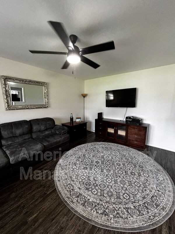 5228 S 75th East Ave - Photo 3 of 28