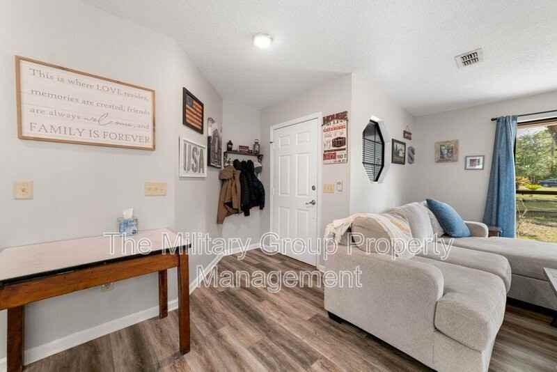 4218 Mustang Road - Photo 7 of 47