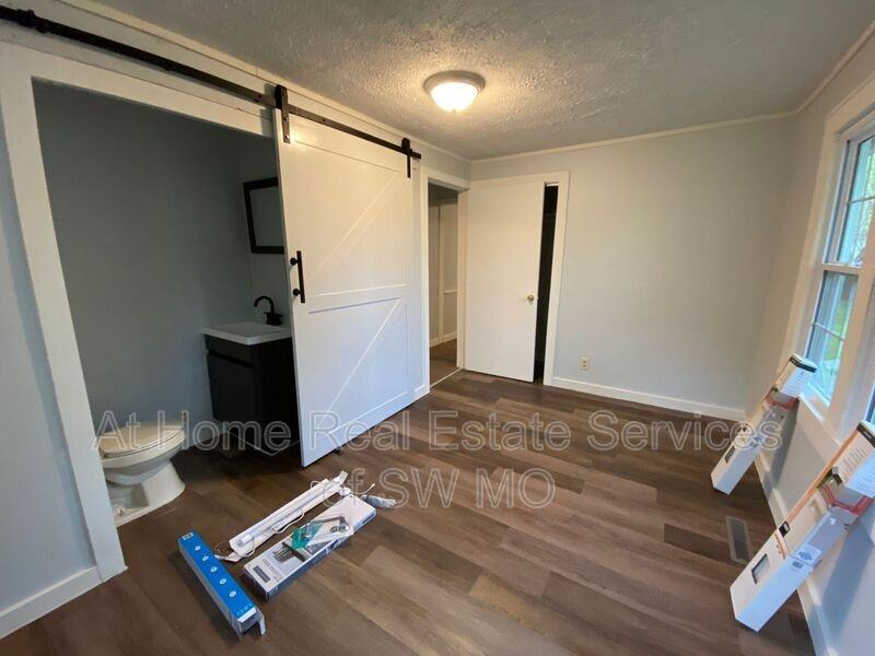 2630 E Cherry St - Photo 7 of 14
