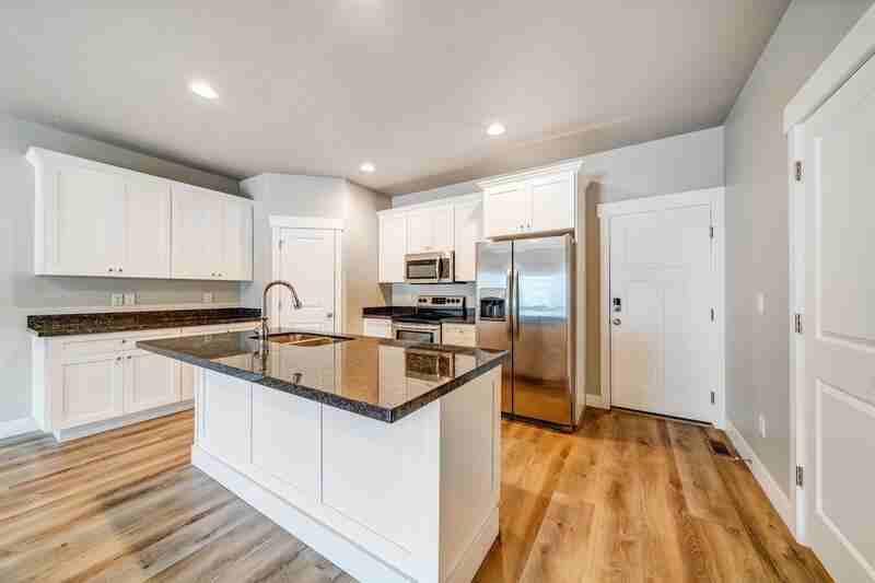 2494 N Cormac Pl - Photo 2 of 18