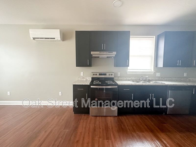 4607 Plaza Hills Ln #B - Photo 3 of 11