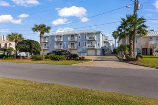 22 Moreno Point Rd #03 - Photo 1 of 1