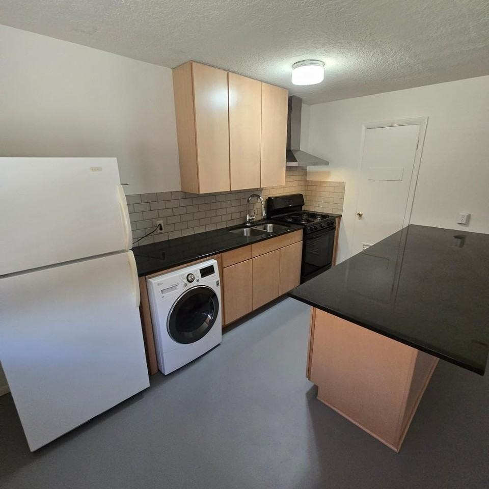 354 Pueblo Solano Rd Nw #7 - Photo 4 of 16