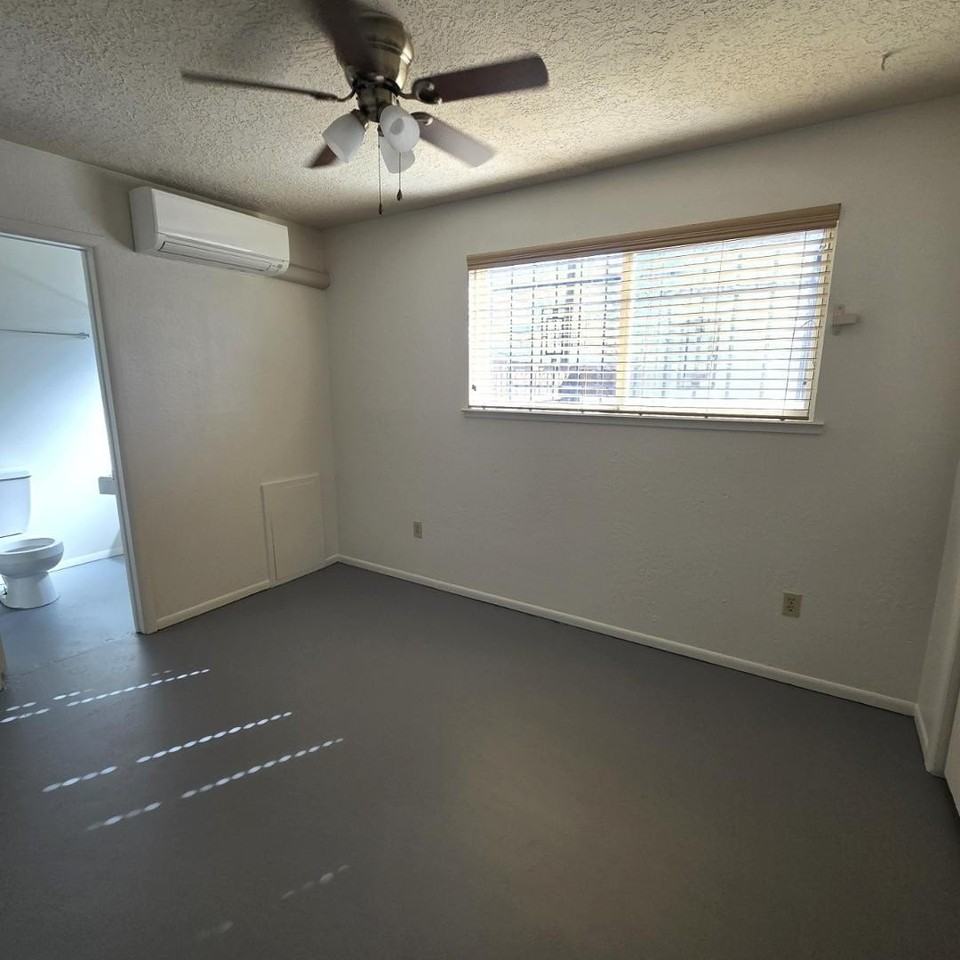 354 Pueblo Solano Rd Nw #7 - Photo 5 of 16