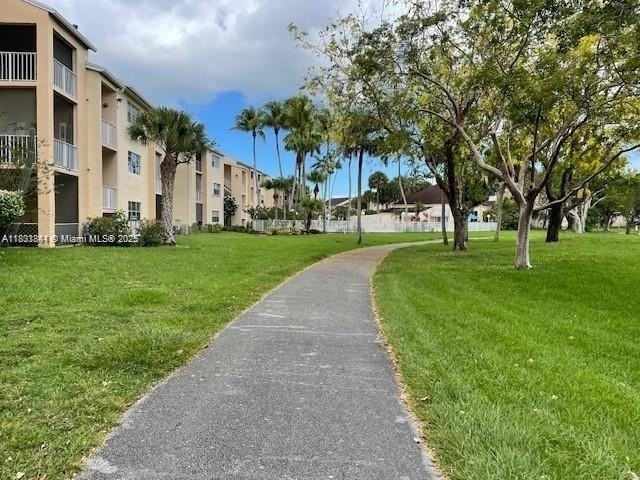 15330 Southwest 106th Terrace #902 - Photo 4 of 17