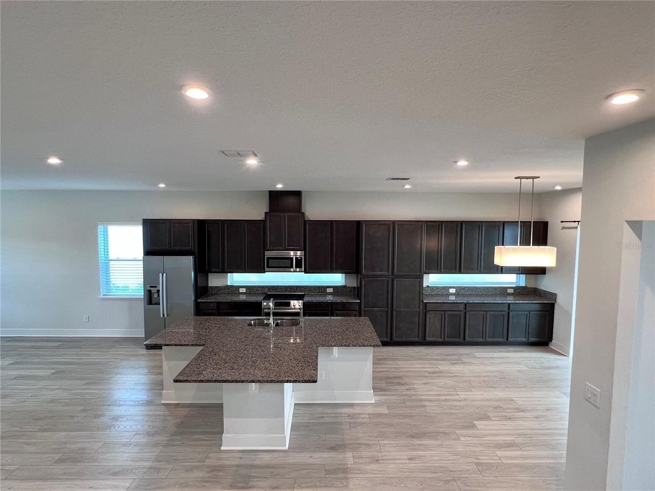 8255 Nemours Pkwy - Photo 6 of 50