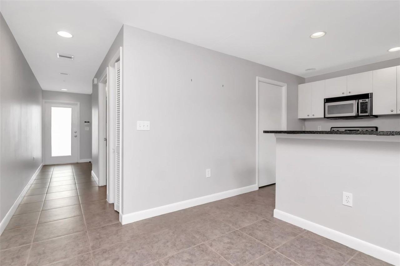 1621 E 4th Ave #202 - Photo 3 of 32