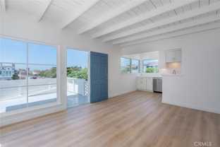 720 1/2 Narcissus Ave - Photo 1 of 1
