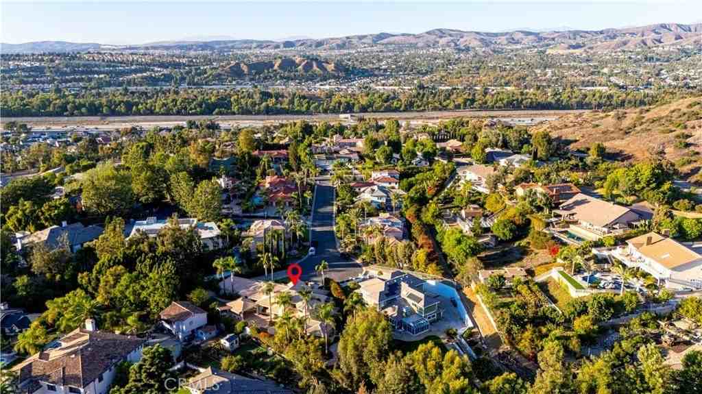 185 S Trish Ct - Photo 7 of 50