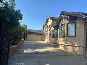 10760 Des Moines Ave - Photo 1 of 1