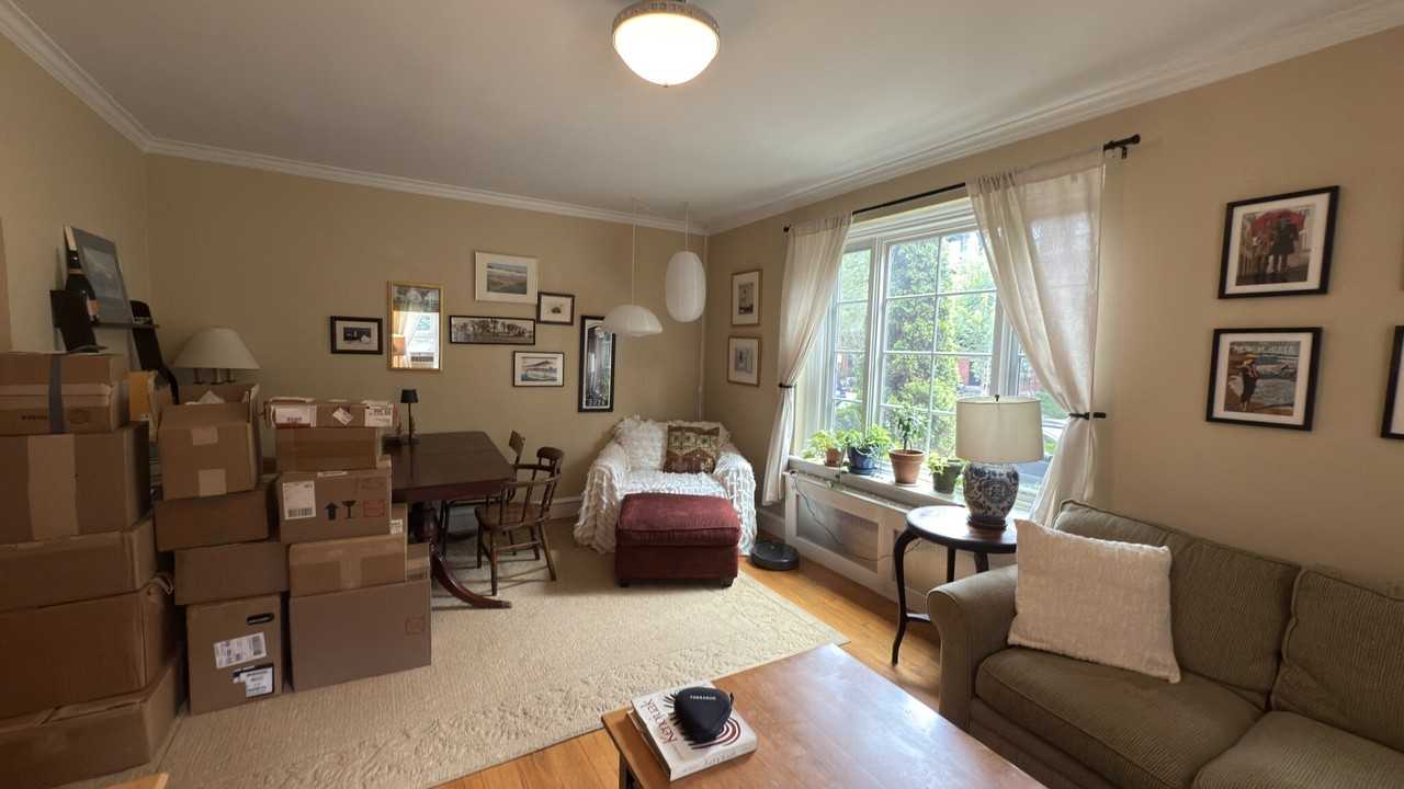 17 Monmouth Ct #1F - Photo 3 of 21