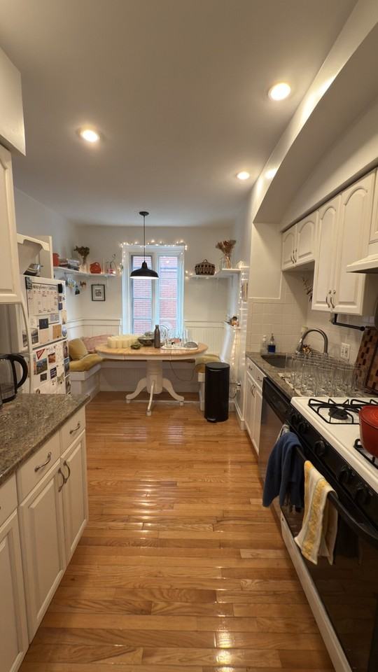 17 Monmouth Ct #1F - Photo 6 of 21