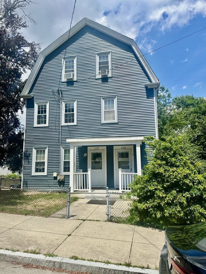 135 Nonantum Street #2 - Photo 5 of 33