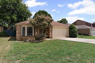 841 Country Club Pl - Photo 1 of 1