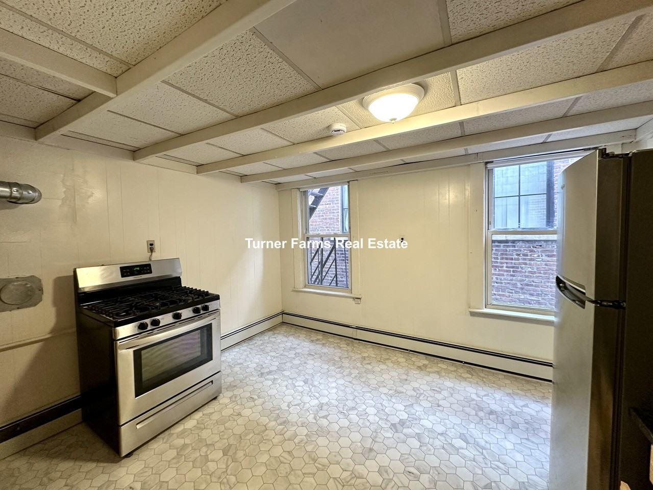 Cambridge St #8 - Photo 2 of 9