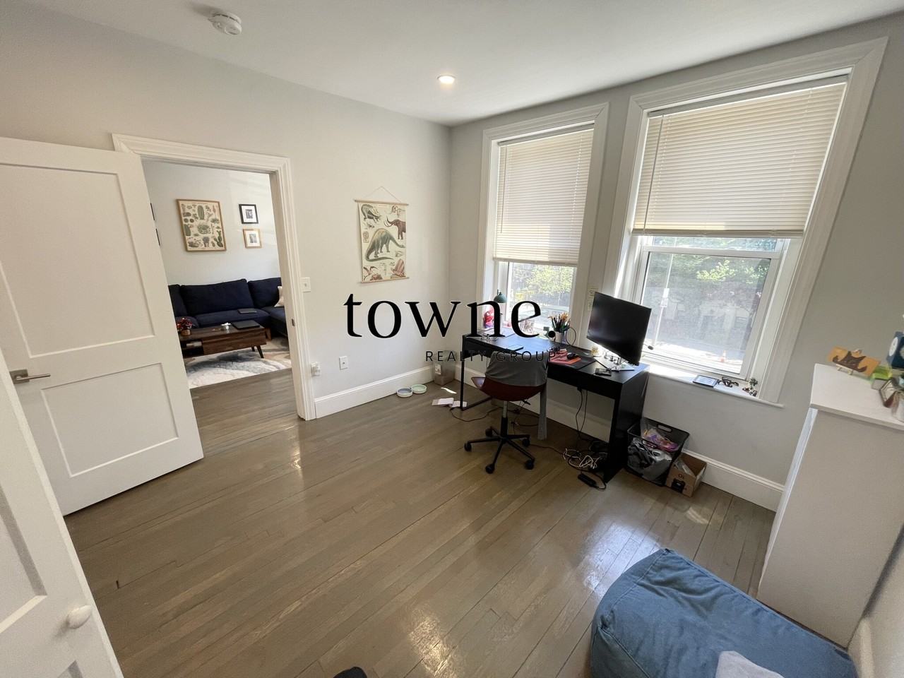 Queensberry St #7 - Photo 3 of 16