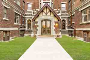 featured image of 2258 W Grand Blvd