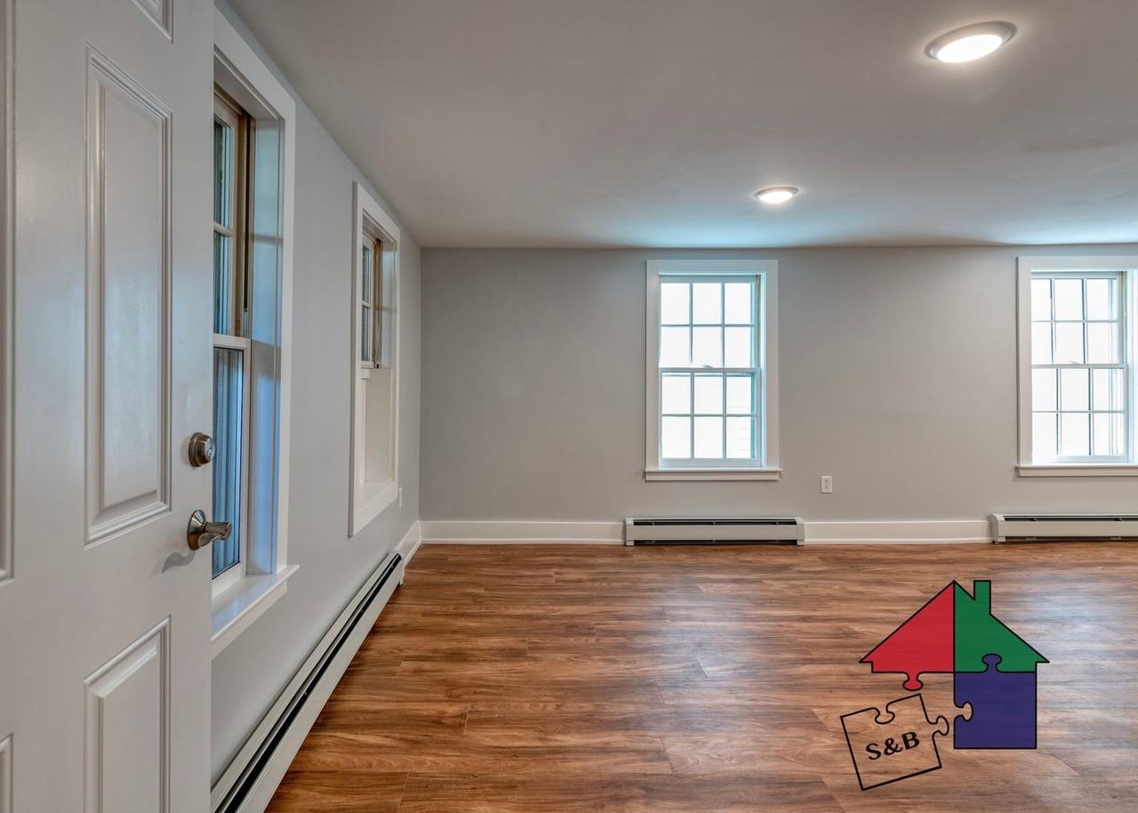 166 N. Winooski Ave - Photo 2 of 45