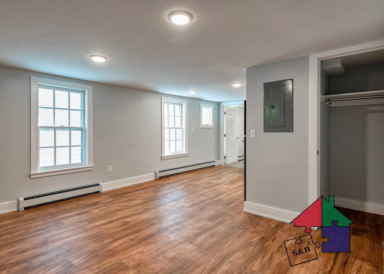 166 N. Winooski Ave - Photo 5 of 45