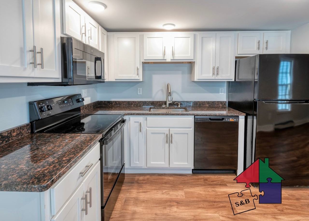 166 N. Winooski Ave - Photo 5 of 43