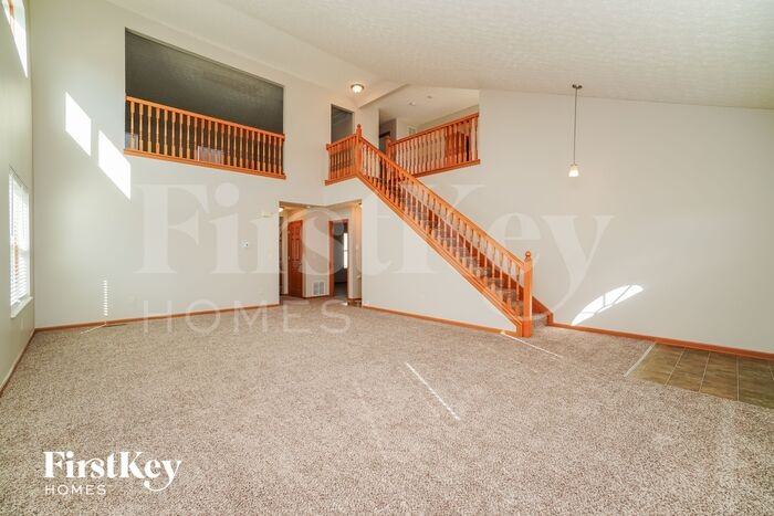 1213 Streamview Dr - Photo 2 of 15