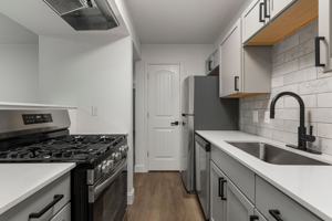 featured image of 758 Plaza Dr