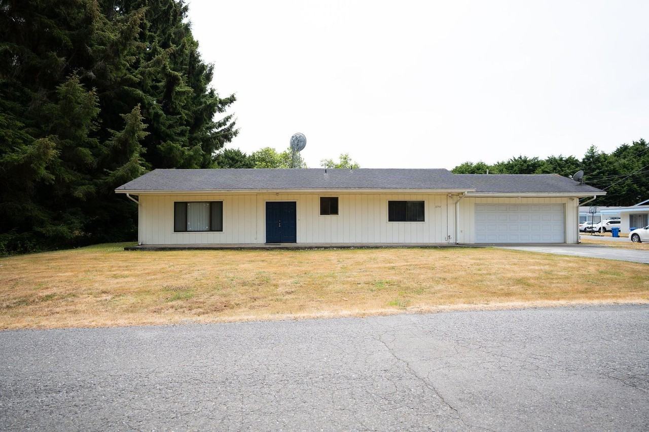 1774 Bella Vista Rd - Photo 3 of 34