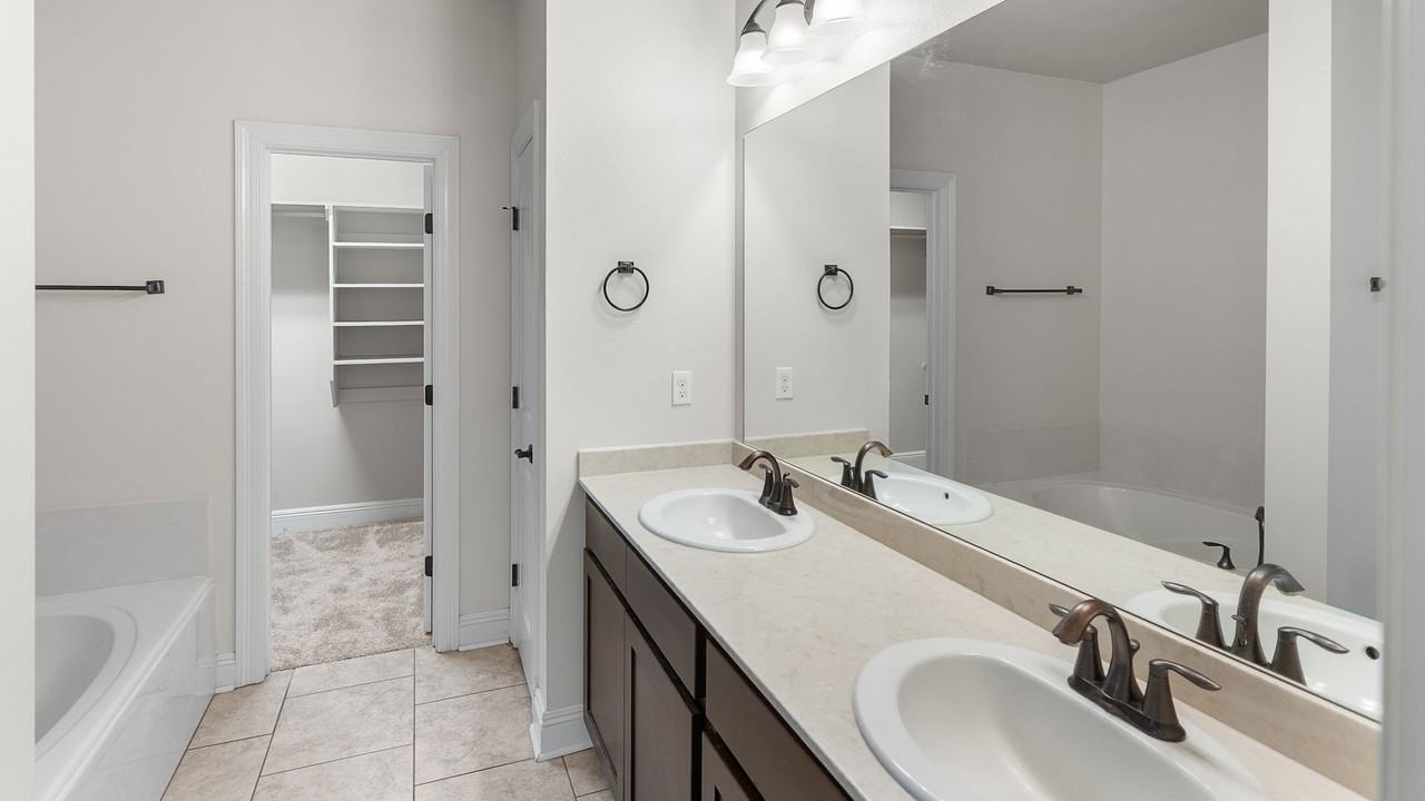 17634 Hoods Ridge Dr - Photo 4 of 12