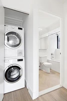 W 24th St #2N - Photo 4 of 10