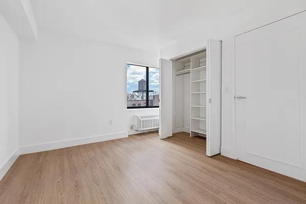 W 24th St #15A - Photo 4 of 10