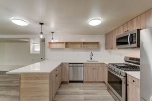 featured image of 420 Whitney Avenue