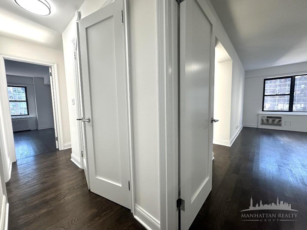 E 45th St #9G - Photo 5 of 8