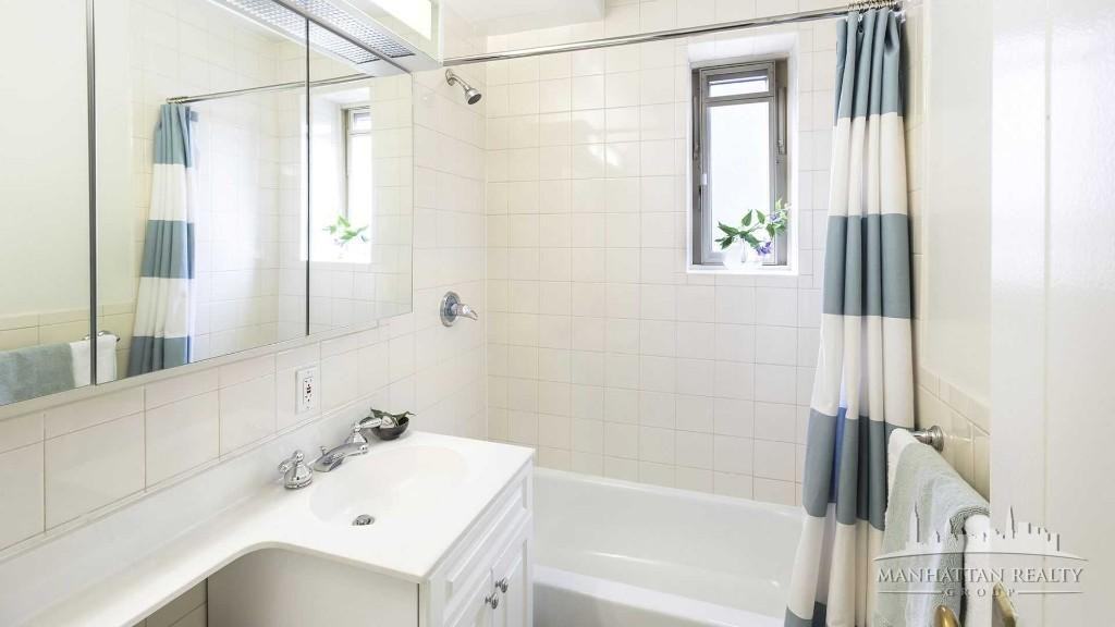 1st Ave #9B - Photo 7 of 9