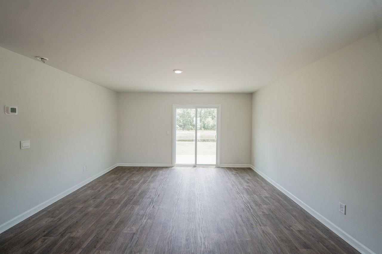 459 Coconut Dr - Photo 6 of 34