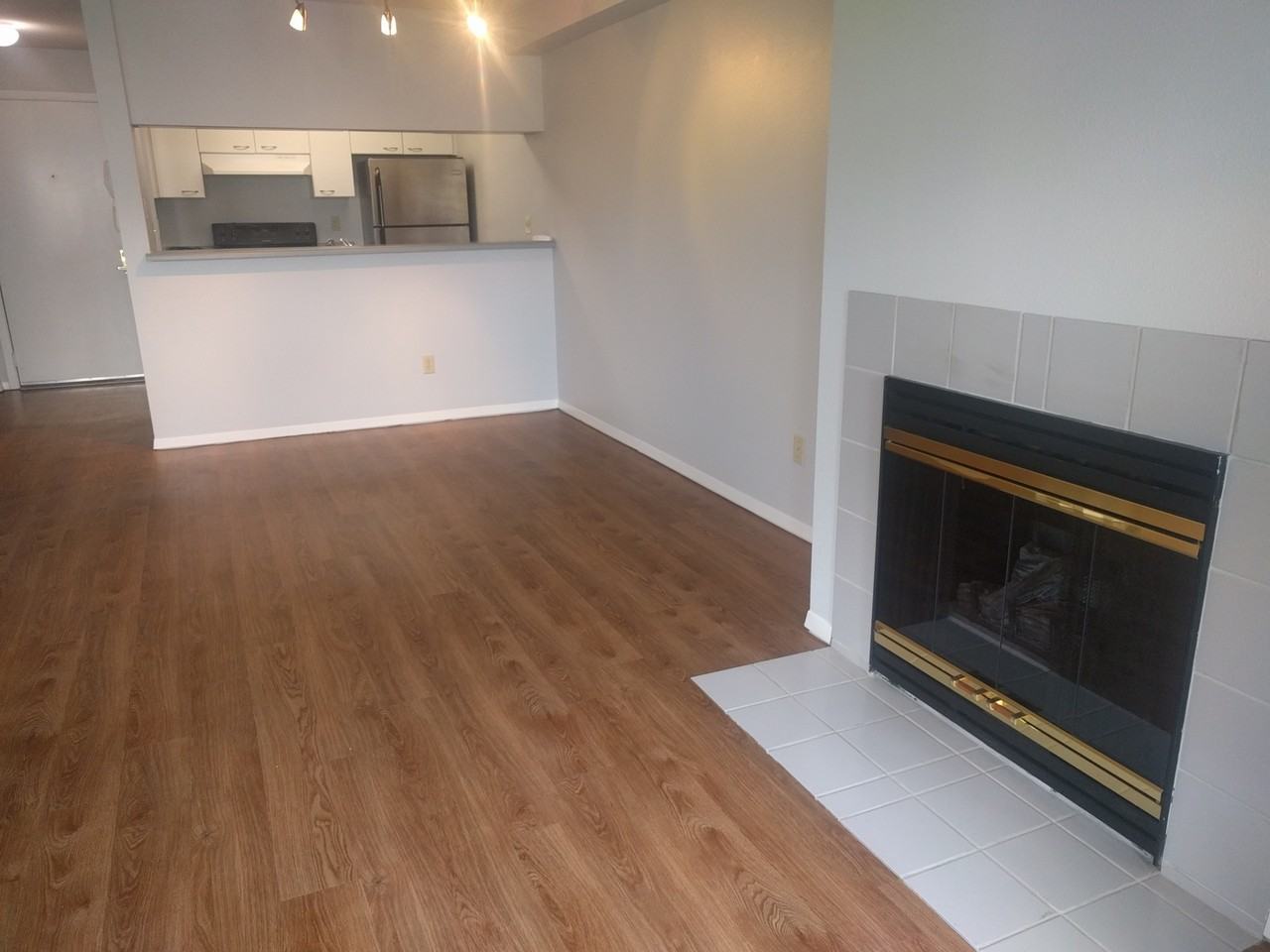 1835 Queen Anne Ave N #103 - Photo 5 of 13