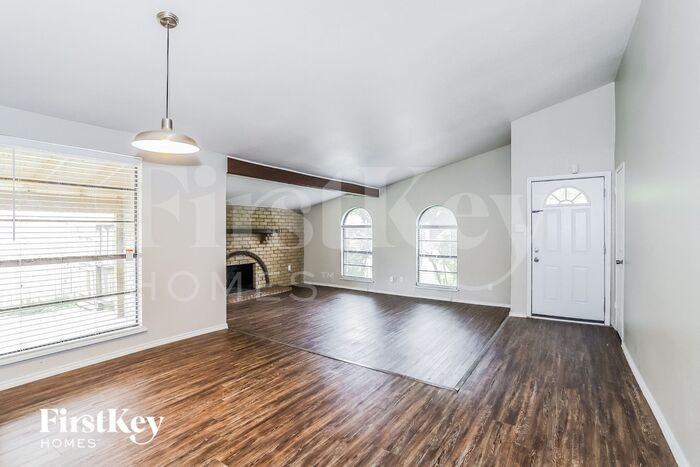 5410 Girnigoe Dr - Photo 3 of 15