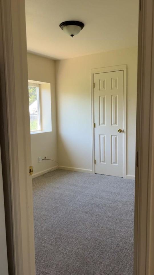 12 E 1st St - Photo 3 of 5