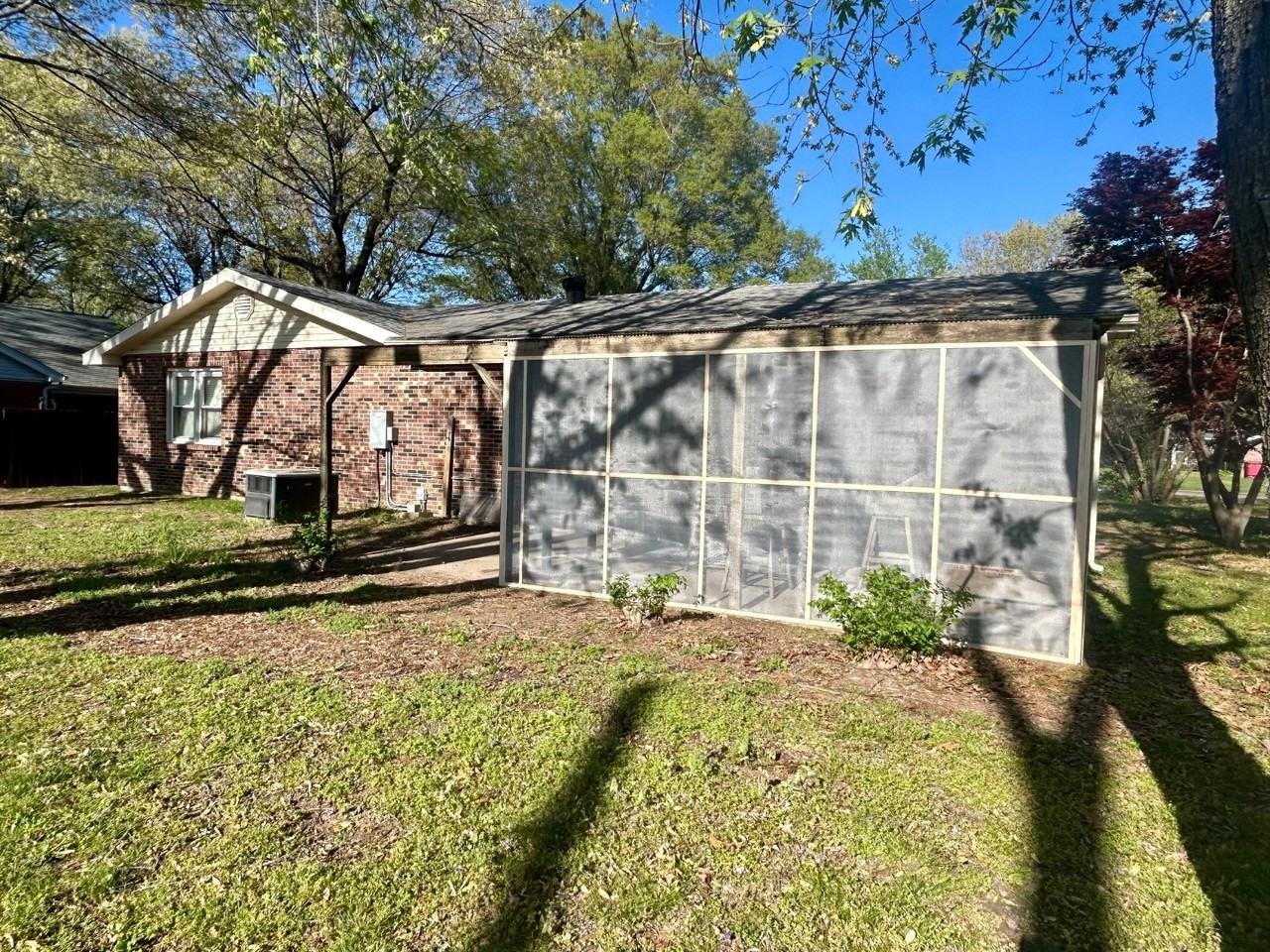 833 Stanford Dr - Photo 7 of 15