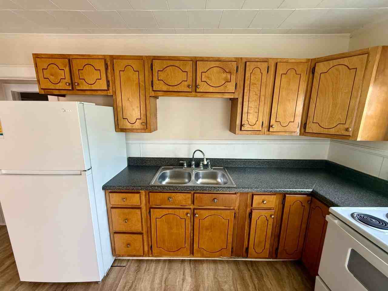 311 Providence Rd - Photo 6 of 11